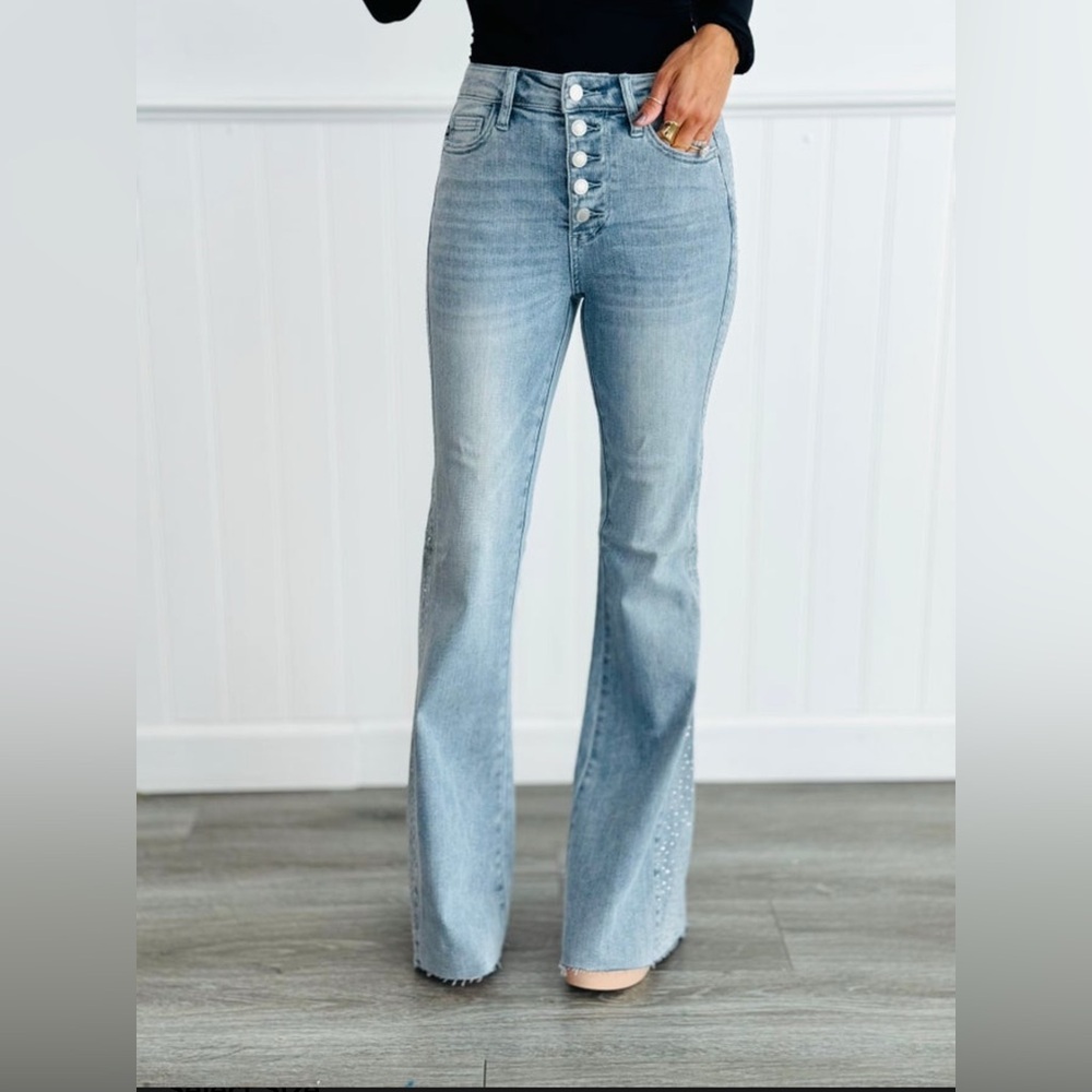 NWT’s Judy Blue Light Rhinestone Jeans